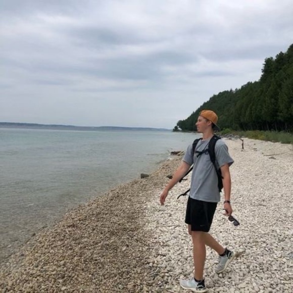 Meet your Posher, Sean - Picture 1 of 1